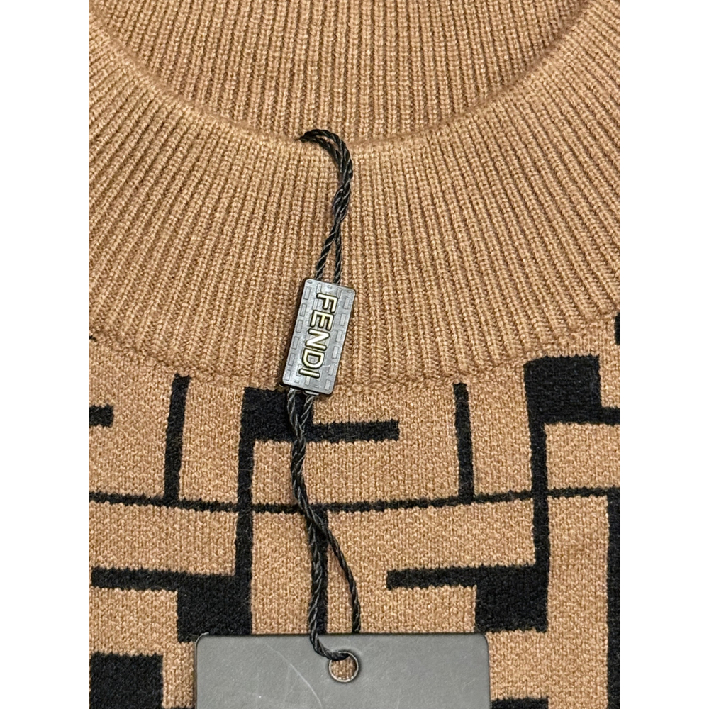 NWT Fendi Women's Zucca FF Logo Sweater Tan/Black Knit Crewneck Sz M Italy Made - Picture 8 of 11